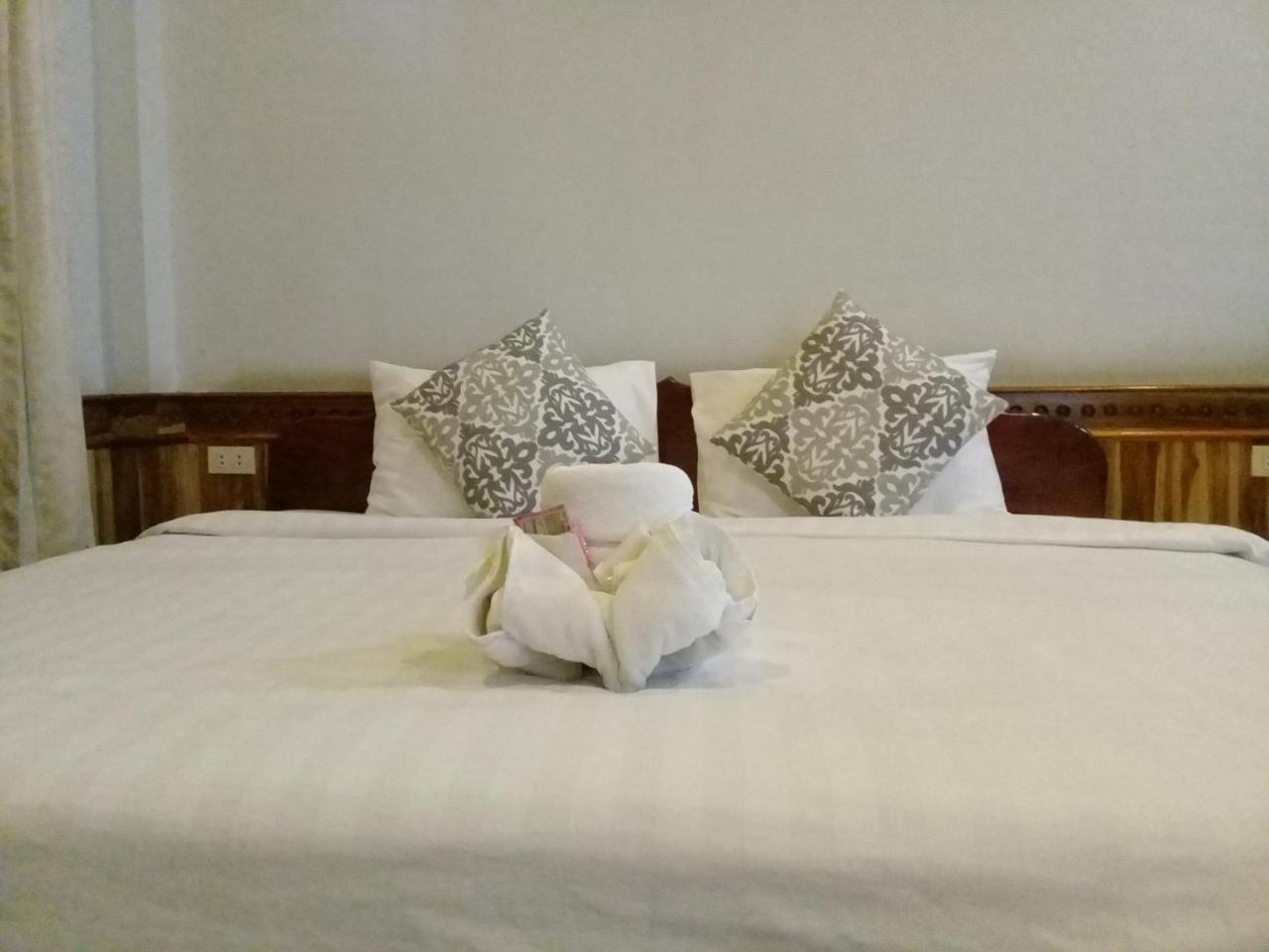 Villa Kingkham Riverside Luang Prabang Exterior photo
